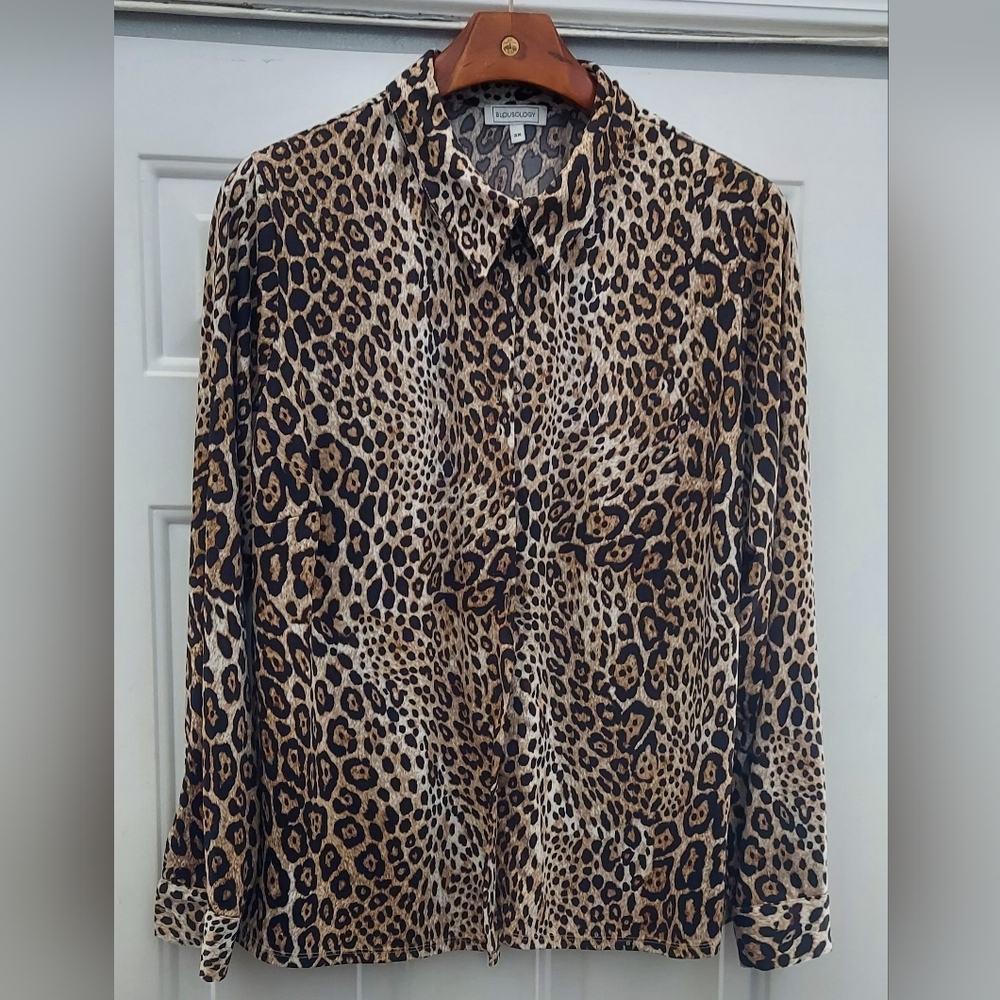 BLOUSOLOGY WOMEN'S LEOPARD PRINT POLYESTER-SPANDEX LONG SLEEVE BLOUSE SIZE 3X
